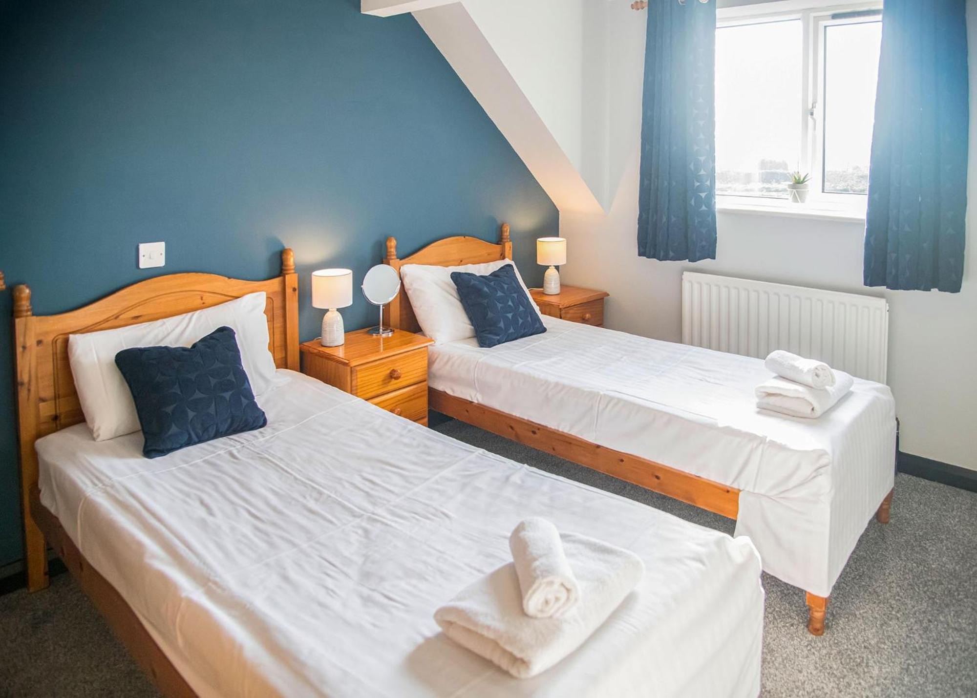White Rose Country Cottages Thormanby 外观 照片